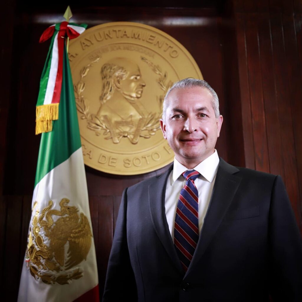 ¿A qué fue Sergio Baños al ayuntamiento? Spoiler: no fue por nostalgia