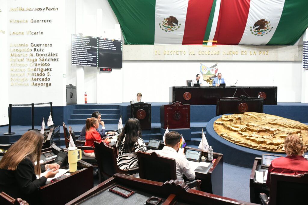 Con dictamen, legisladores impulsan inclusión financiera a favor de mujeres