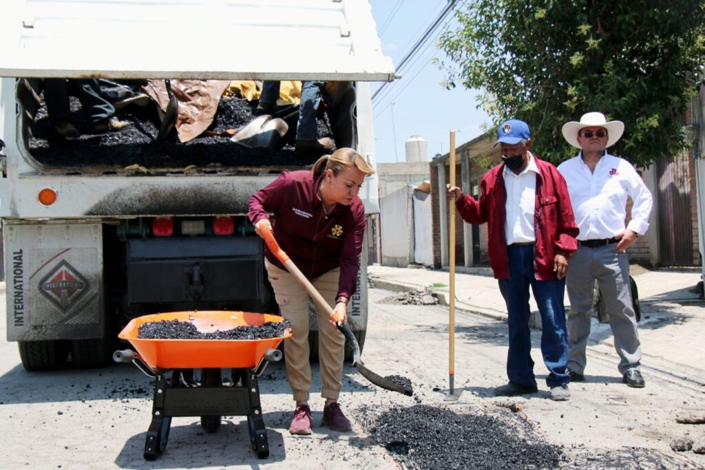 Inicia en Zapotlán de Juárez primera etapa de bacheo con inversión municipal