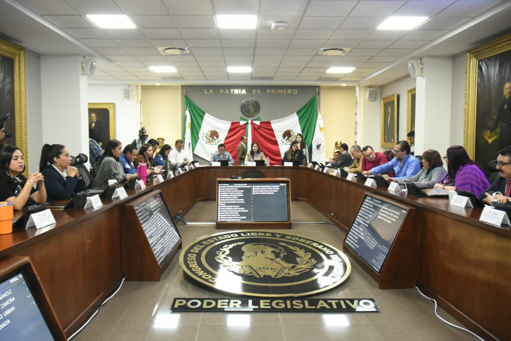 Legisladores exhortan al Congreso de la Unión a destinar recursos para aumentar aguinaldo del personal del sector salud