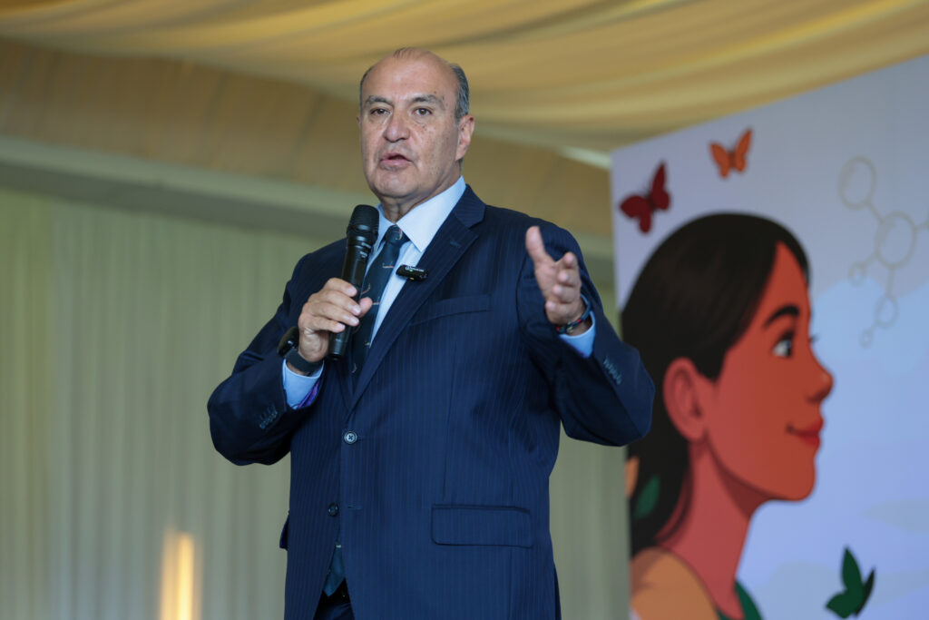 Realiza IHE el encuentro “Voces que transforman”