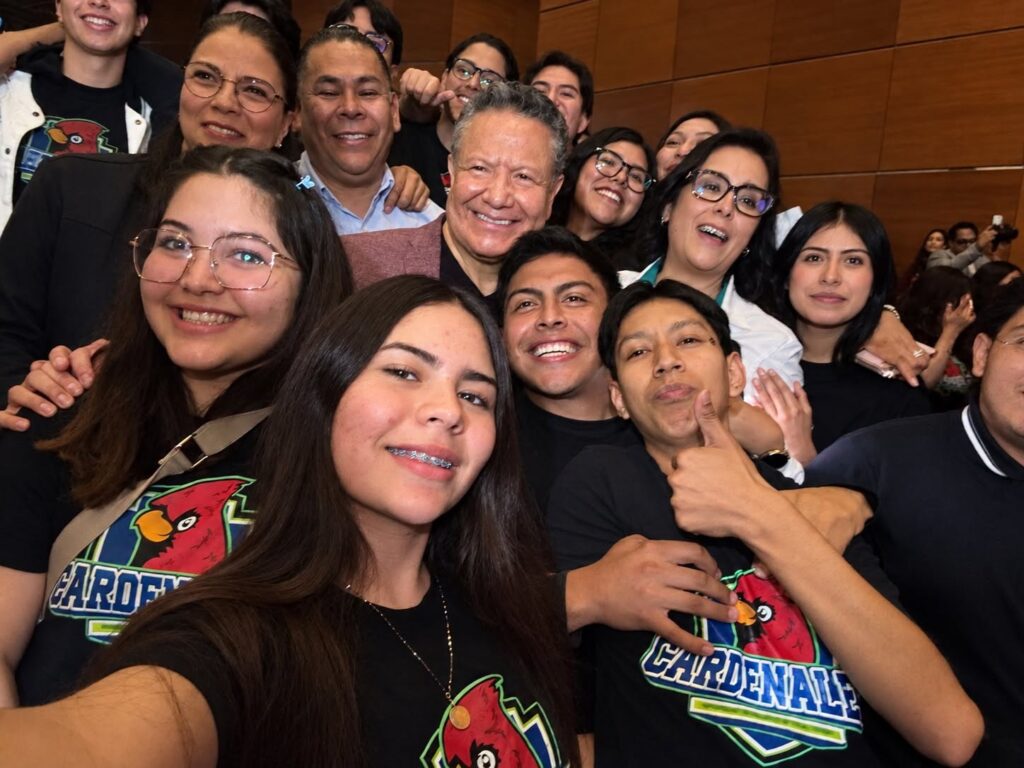Julio Menchaca respalda labor de universidades tecnológicas y politécnicas