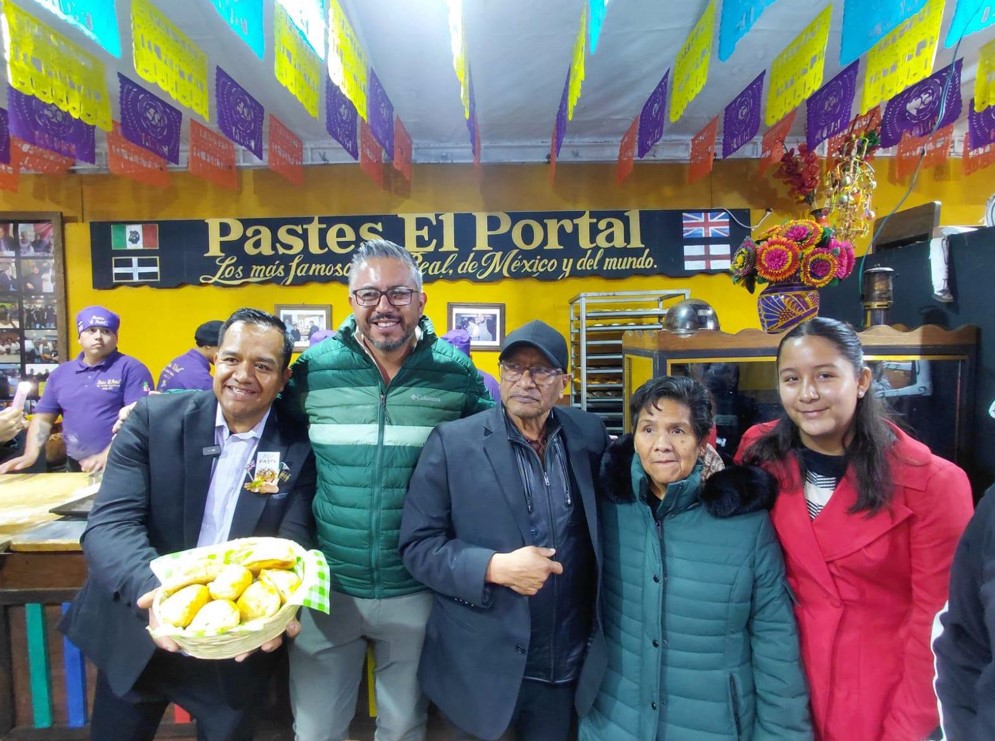 Alcalde de Villa de Tezontepec anuncia el paste de barbacoa sin aval del Cabildo de Real del Monte